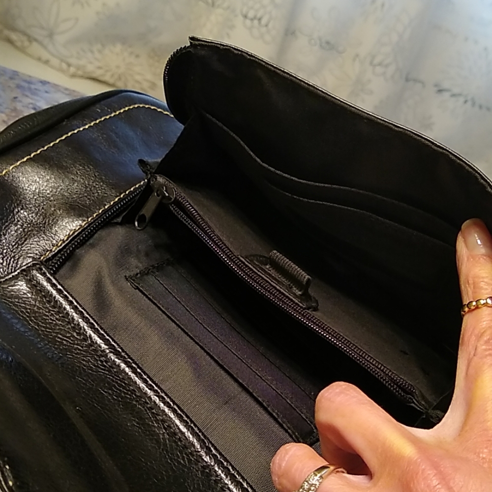πππ easy 5th heavy leather purse - Picture 8 of 8